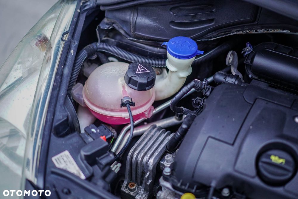 Peugeot 207 120 VTi Sport - 15