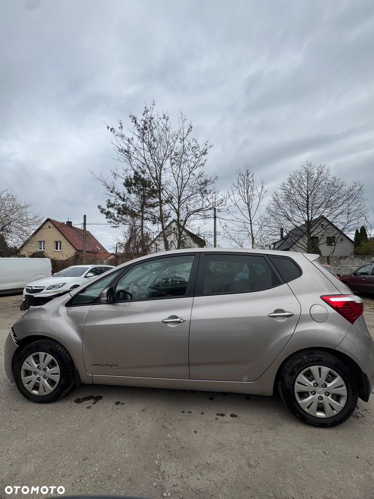 Hyundai ix20 - 6