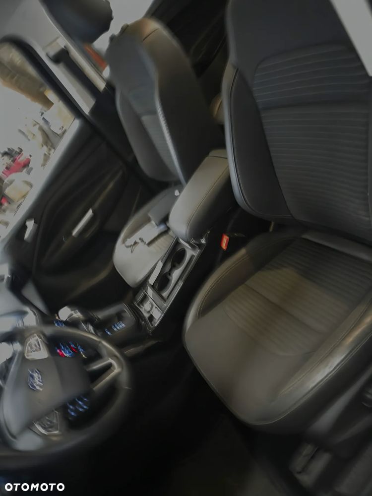 Ford Kuga 1.5 EcoBoost 4x4 SYNC - 9