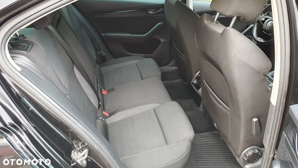 Skoda Octavia 1.5 TSI ACT Ambition - 12