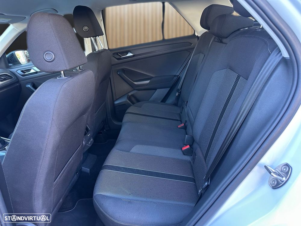 VW T-Roc 1.0 TSI - 8