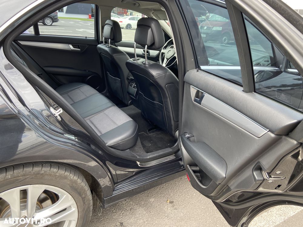 Mercedes-Benz C 200 T CDI DPF (BlueEFFICIENCY) 7G-TRONIC Avantgarde - 7