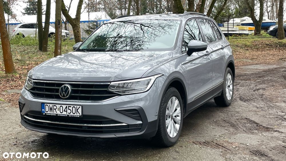Volkswagen Tiguan - 11