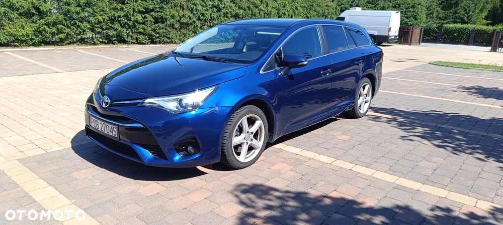 Toyota Avensis 2.0 D-4D Prestige - 1
