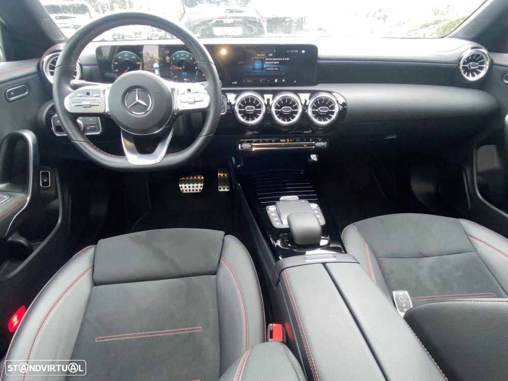 Mercedes-Benz CLA 250 e 8G-DCT AMG Line Advanced Plus - 17