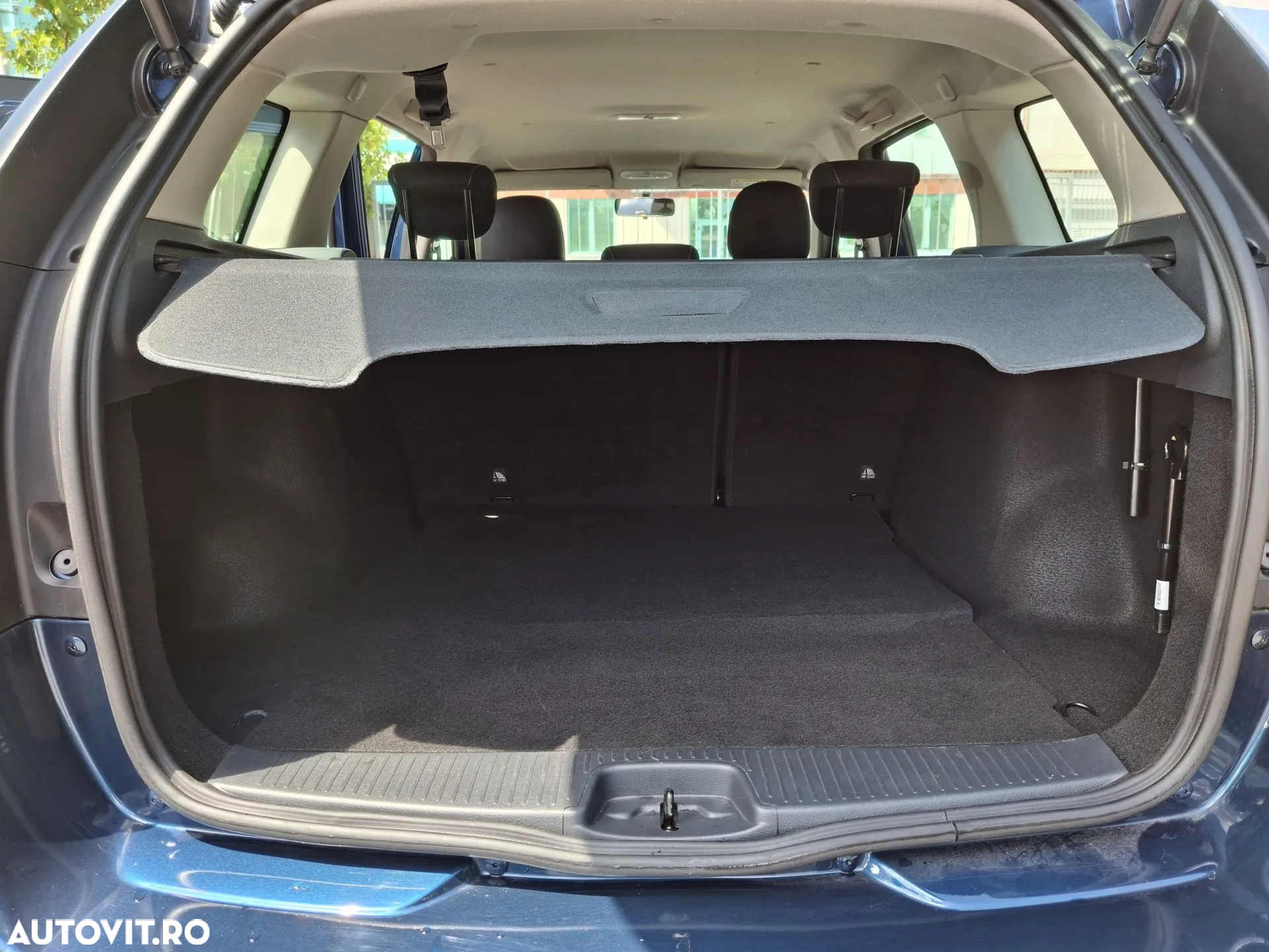 Dacia Logan MCV SCe 75 Ambiance - 14