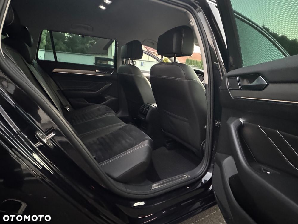 Volkswagen Passat 2.0 TDI Elegance DSG - 11