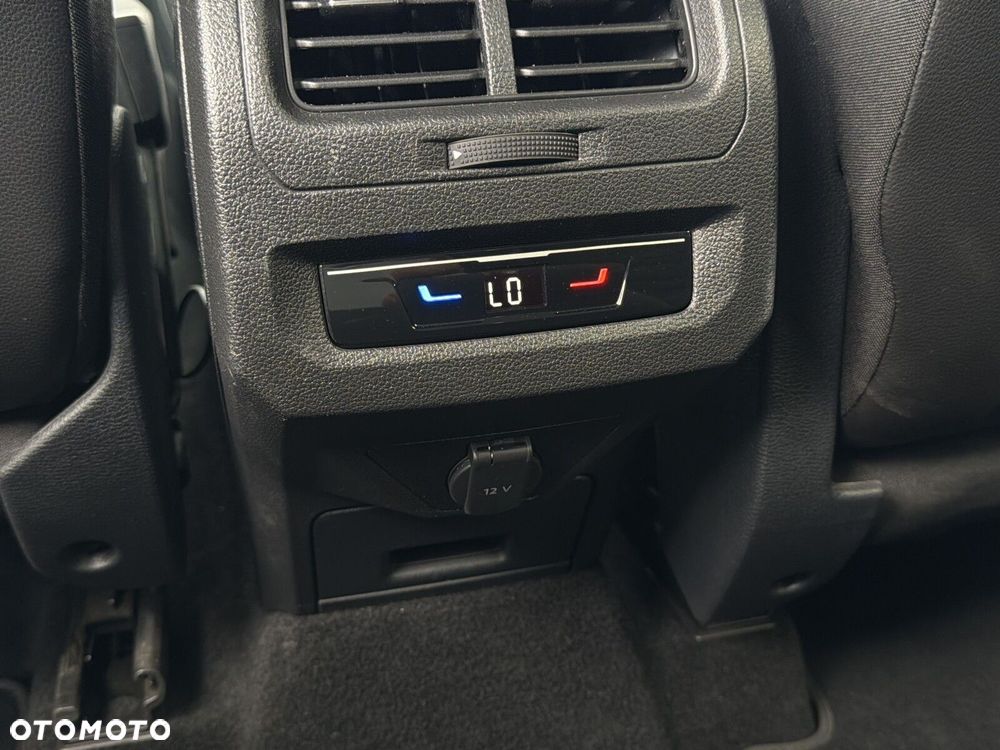 Volkswagen Touran 1.5 TSI EVO Highline DSG - 33