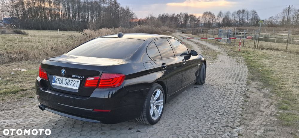BMW Seria 5 530d - 8