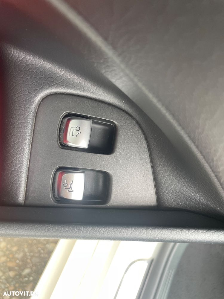 Mercedes-Benz E - 28