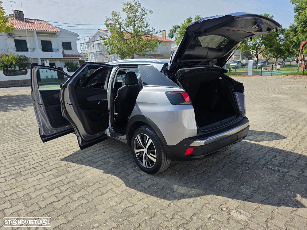Peugeot 3008 1.2 PureTech Allure Pack - 40