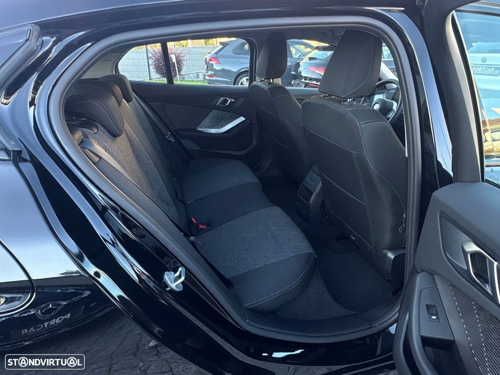 BMW 116 Standard - 22