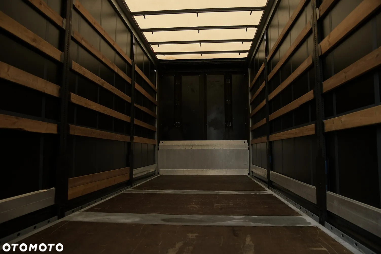 MAN TGX///* 26.470///* 2020///* XXL///* ZESTAW///* TANDEM///* PRZEJAZDOWY///7.70+7.70///* DUŻE ZBIORNIKI///* OŚ PODNOSZONA///* WAGA///* DACH PODNOSZONY///* LEDY///* STAN BARDZO DOBRY - 19