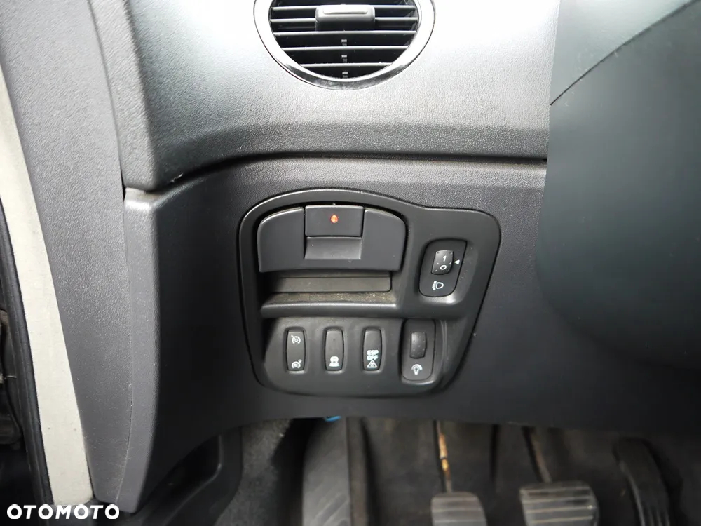 Renault Grand Espace 2.0 dCi Celsium - 27