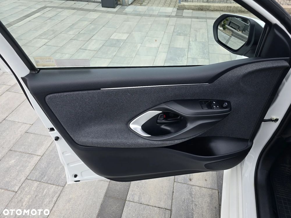 Toyota Yaris Hybrid 1.5 Comfort - 24