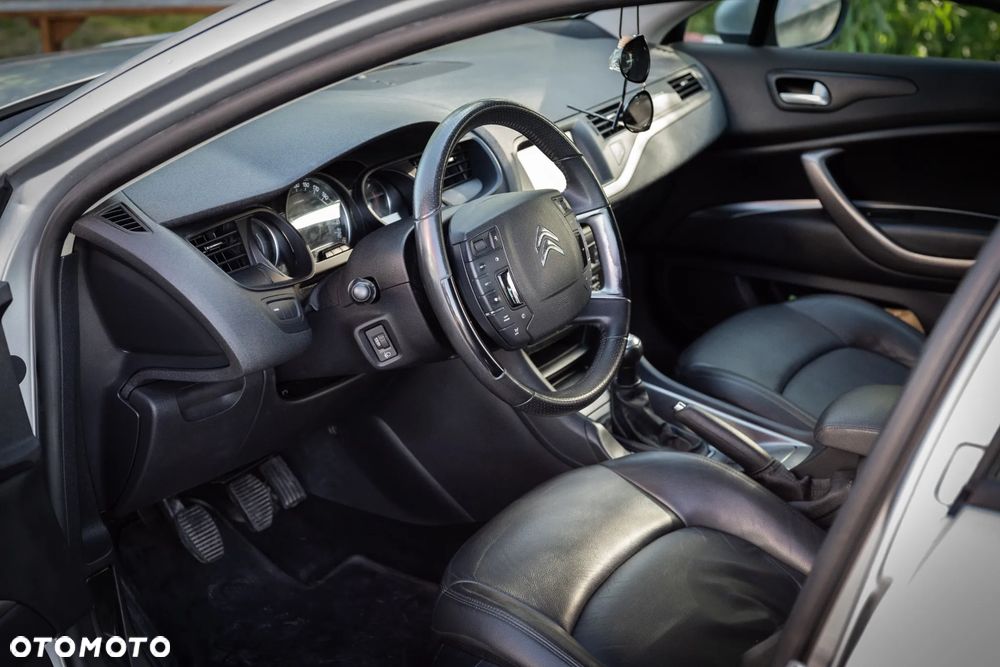 Citroën C5 1.6 HDi Attraction - 10