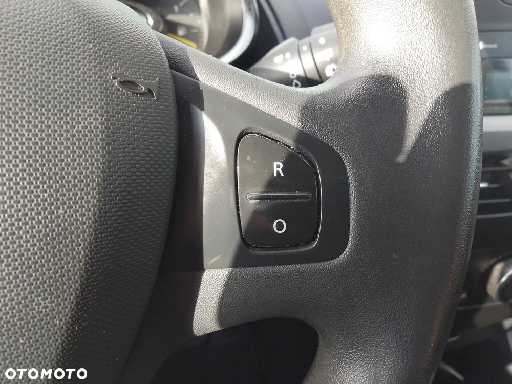 Renault Clio 1.5 dCi Energy Zen - 19