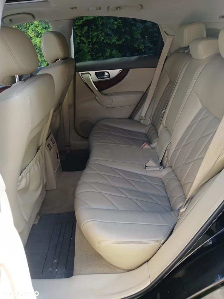 Infiniti FX FX30d S Premium - 16