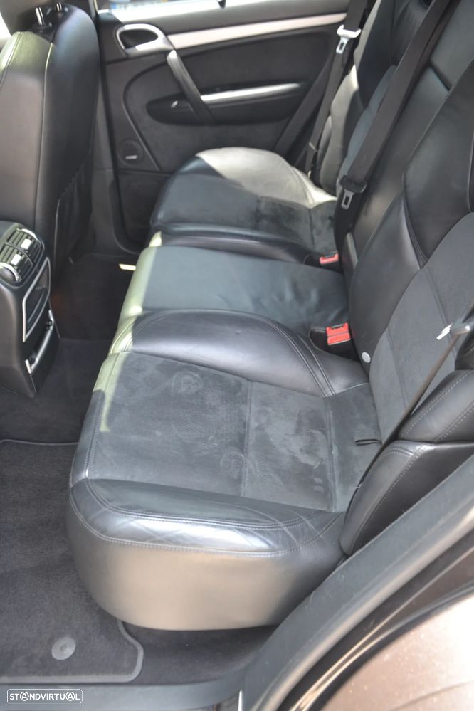 Porsche Cayenne GTS Tiptronic - 19