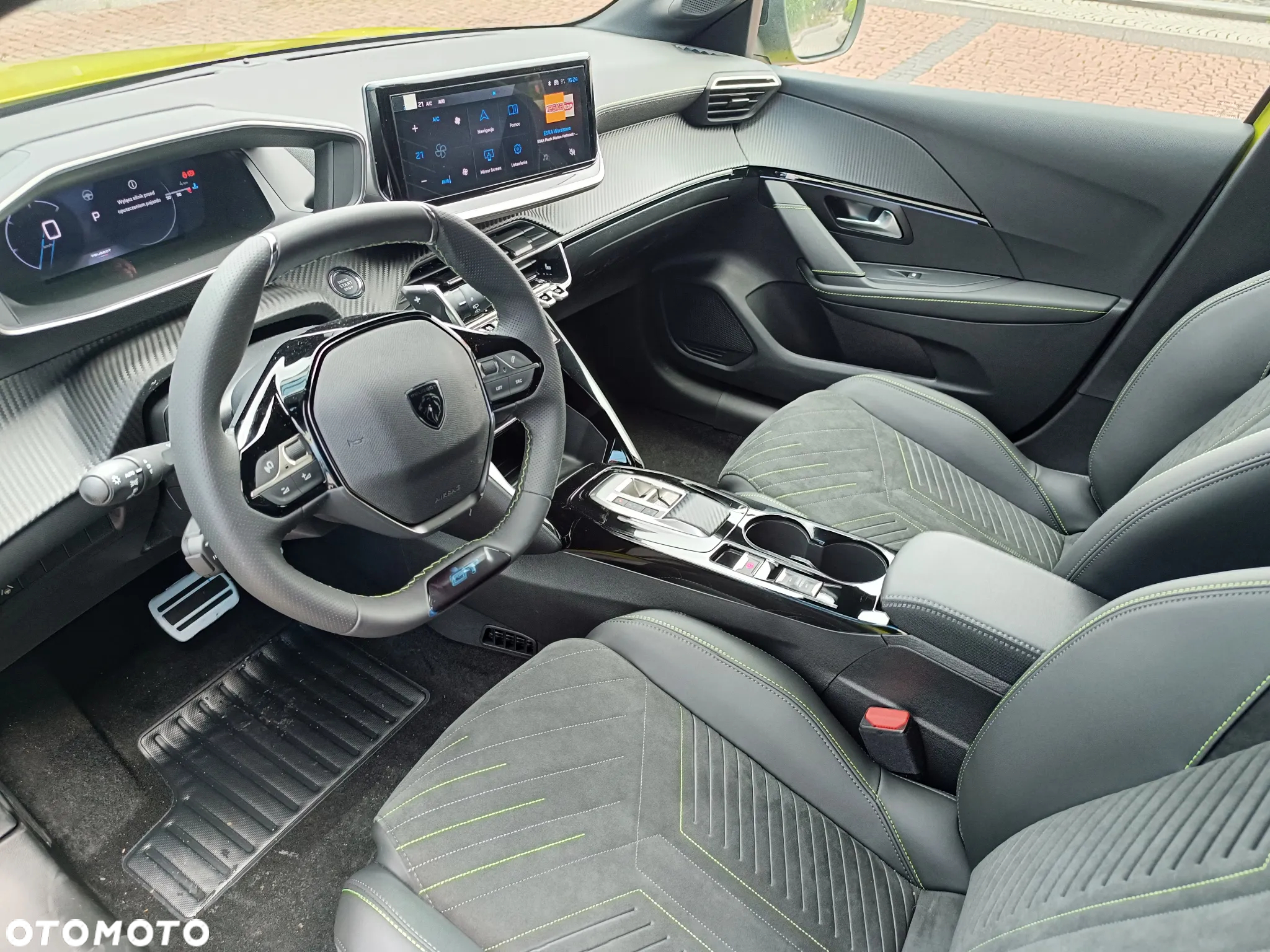 Peugeot 208 1.2 mHEV GT - 20
