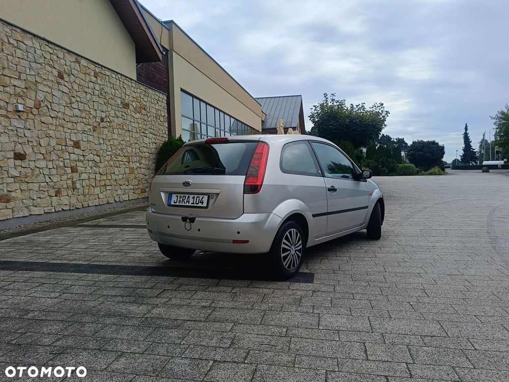 Ford Fiesta - 7