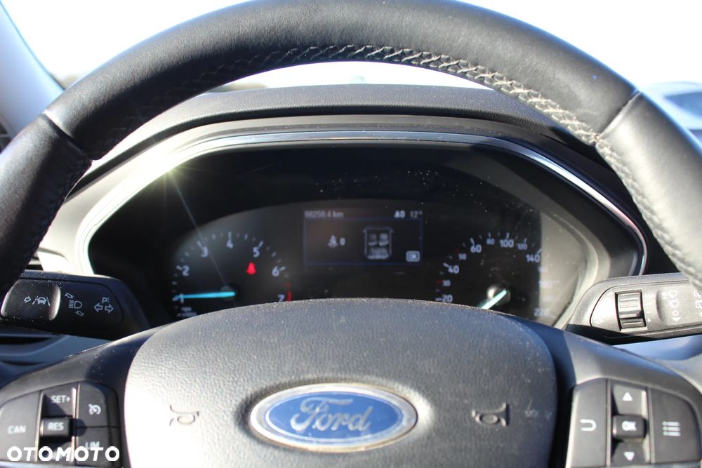 Ford Focus 1.0 EcoBoost Titanium - 16