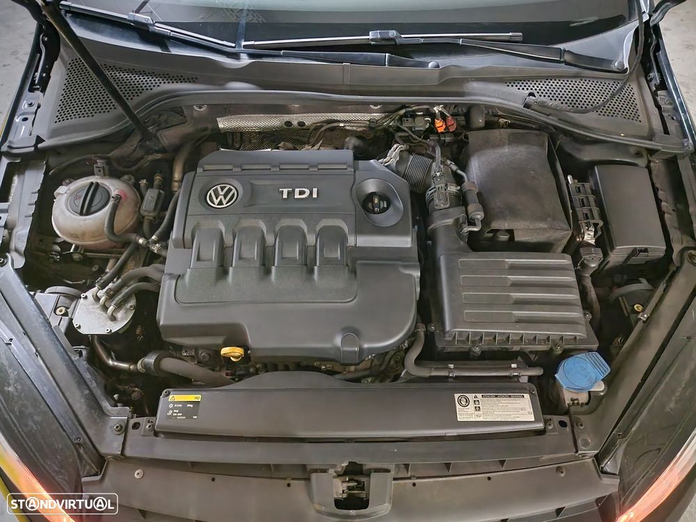 VW Golf Variant 1.6 TDi Confortline - 15