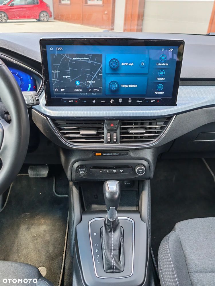 Ford Focus 1.0 EcoBoost Hybrid ACTIVE - 19