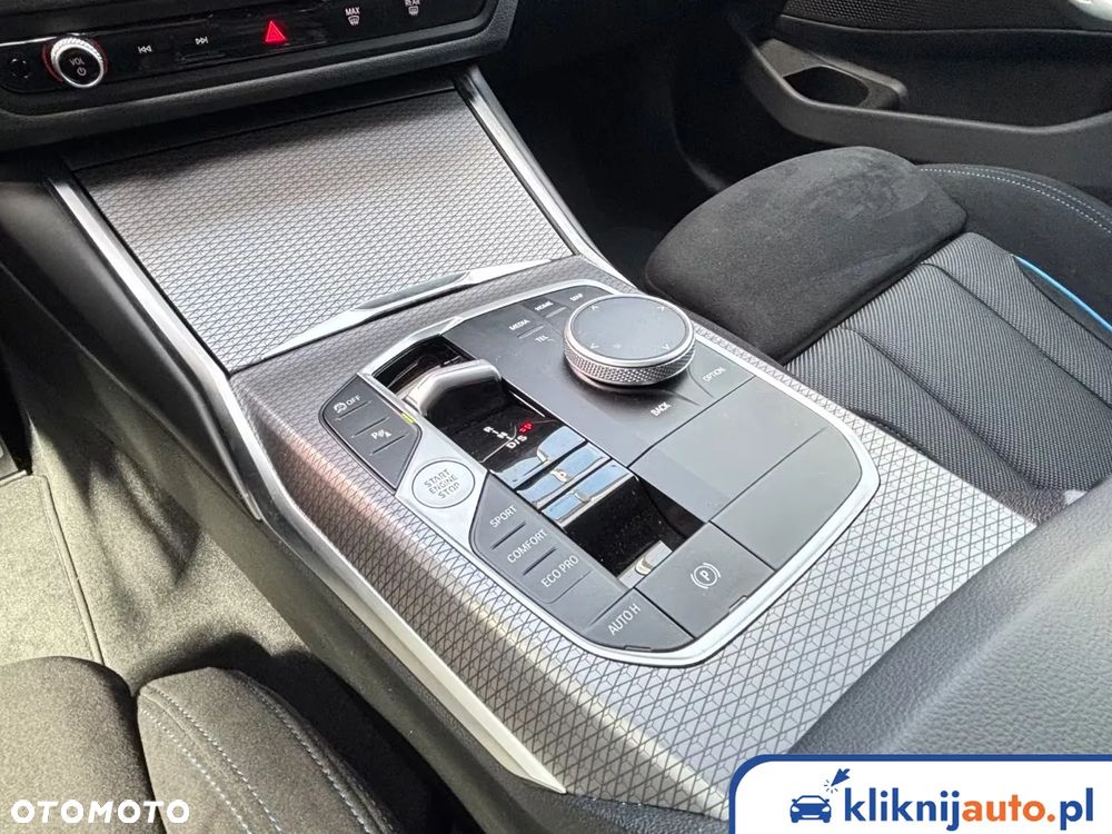 BMW Seria 3 320d xDrive mHEV M Sport sport - 13