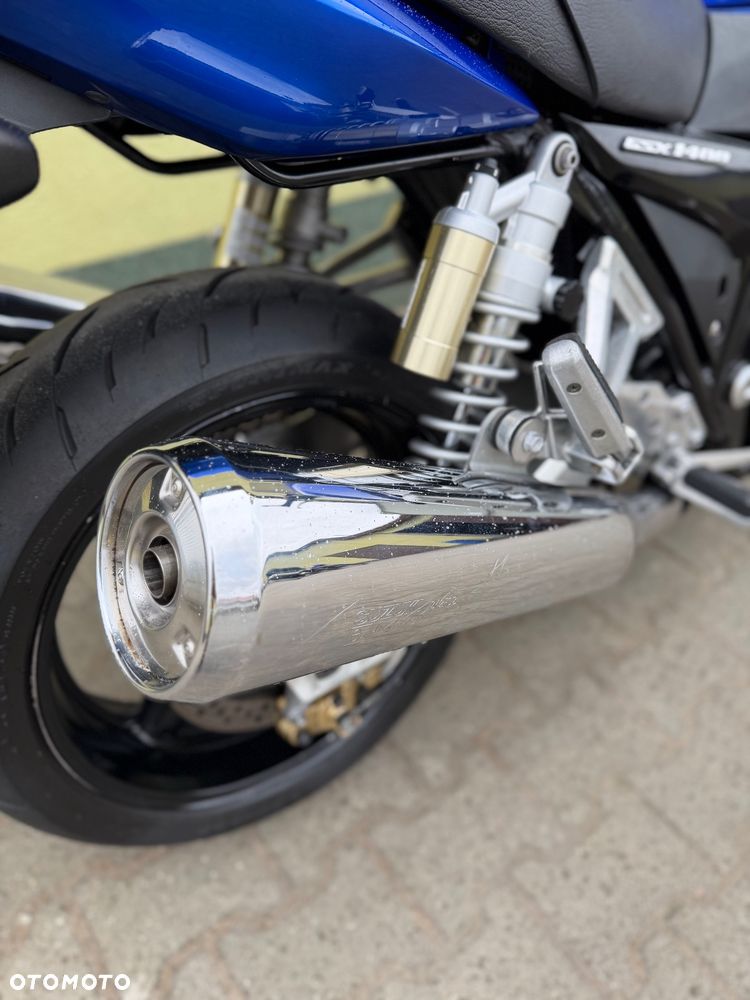 Suzuki GSX - 14