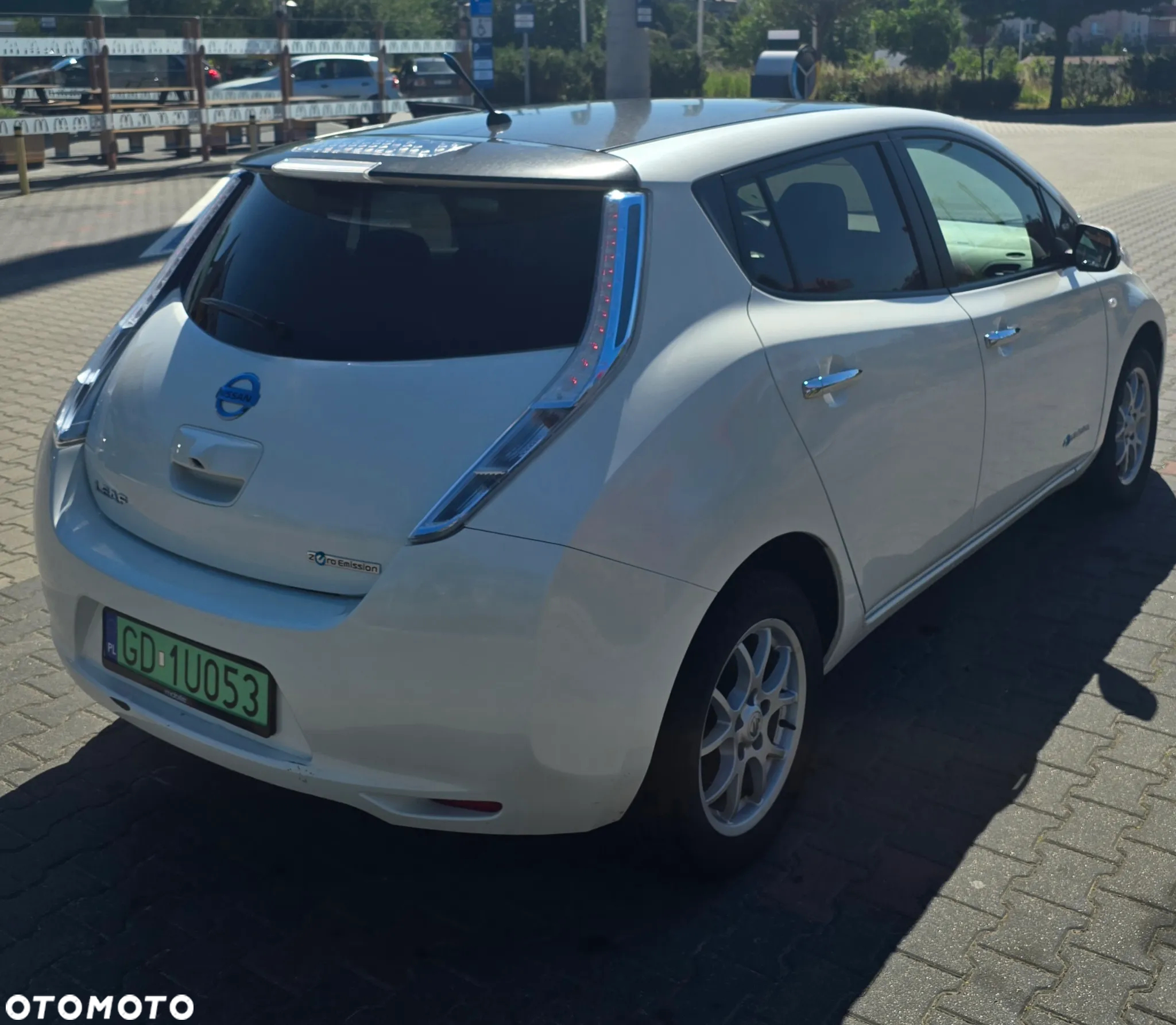 Nissan Leaf 24 kWh (mit Batterie) Tekna - 4