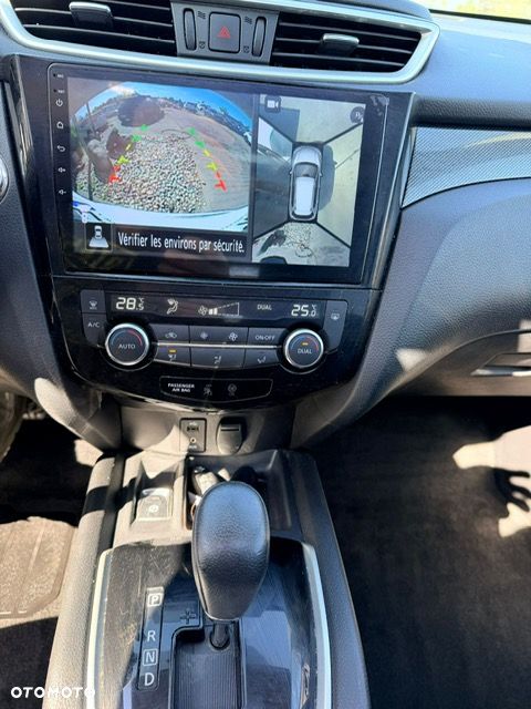 Nissan X-Trail 1.6 DCi Xtronic Tekna - 24