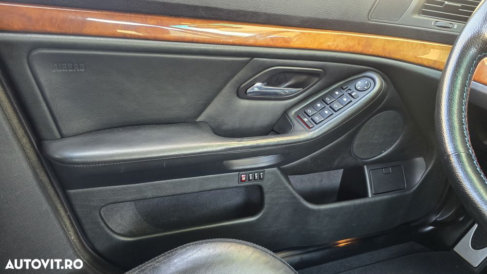 BMW M5 Standard - 40
