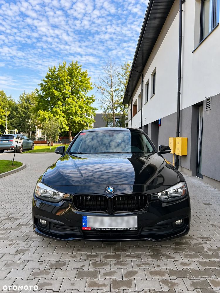 BMW Seria 3 318d Advantage - 9