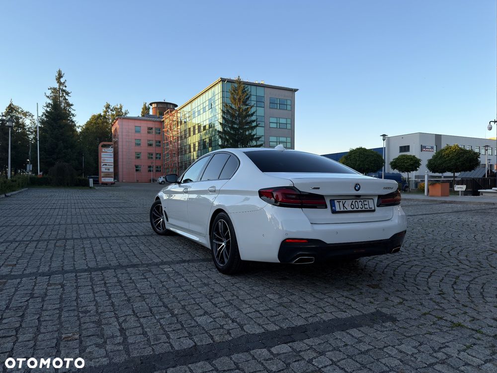 BMW Seria 5 520d xDrive MHEV M Sport sport - 26