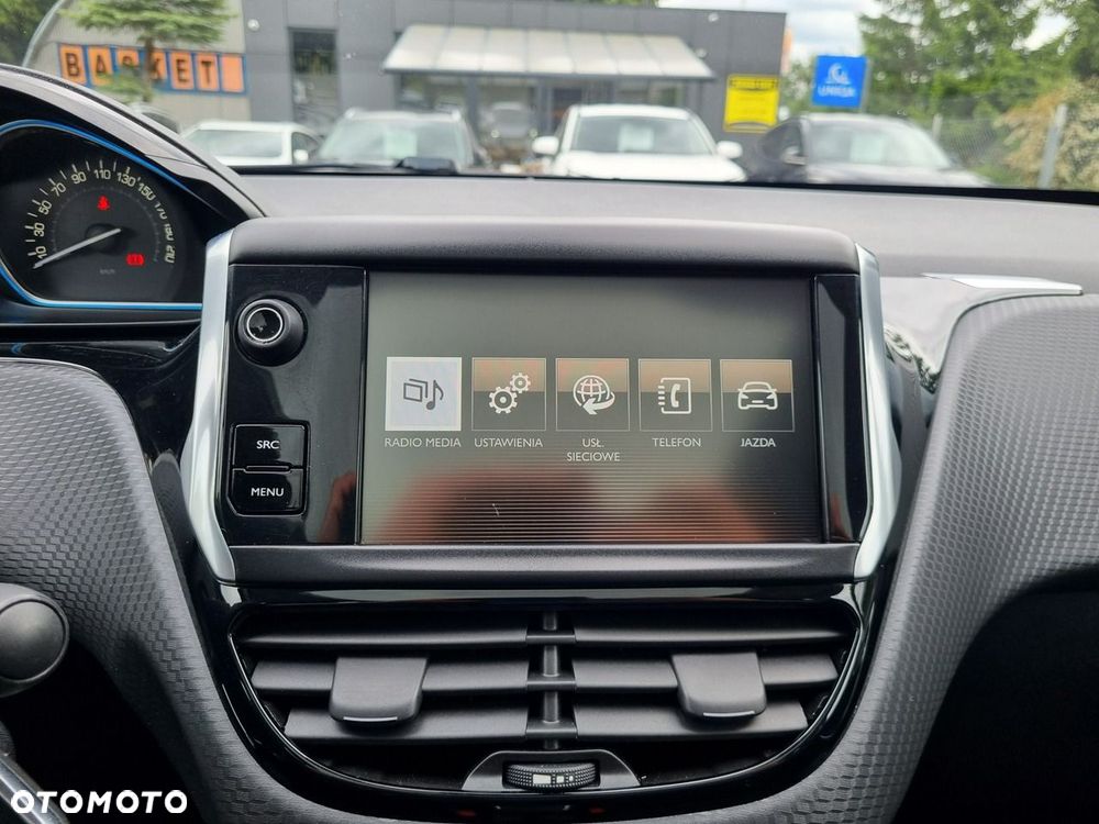 Peugeot 2008 1.6 BlueHDi Allure - 20
