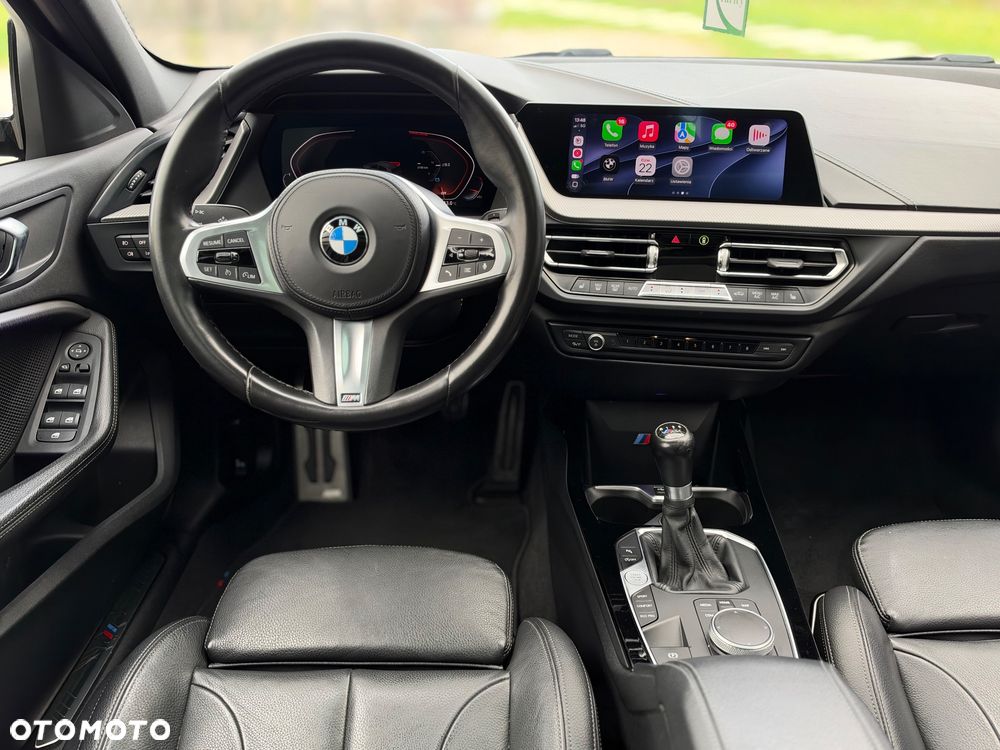 BMW Seria 1 118i M Sport - 12