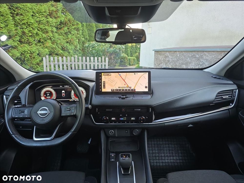 Nissan Qashqai 1.3 DIG-T mHEV N-Connecta Xtronic - 23