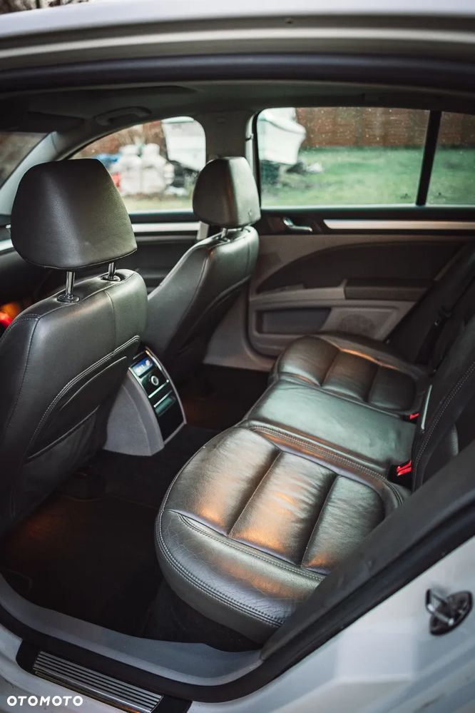 Skoda Superb 1.6 TDI Exclusive - 10