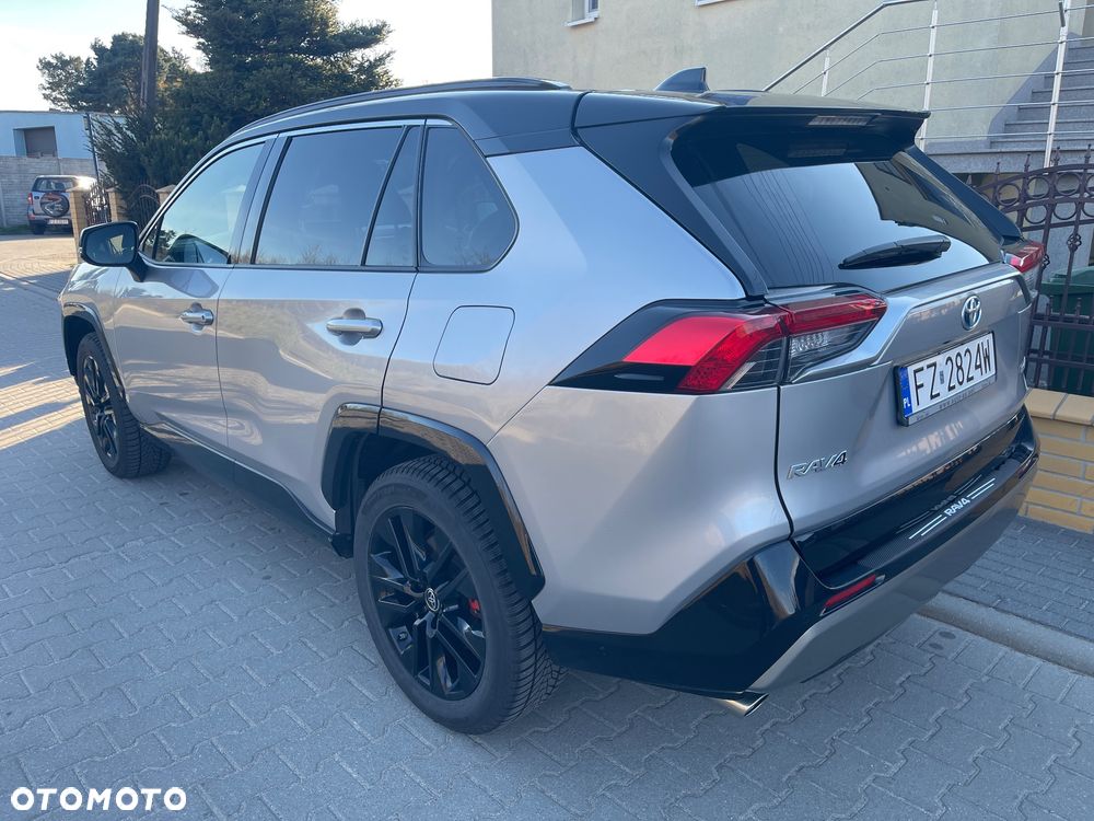 Toyota RAV4 - 5