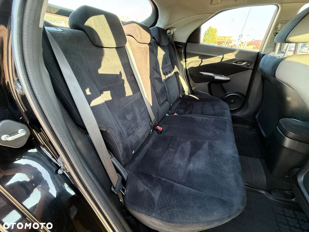 Honda Civic 1.4 Comfort - 12