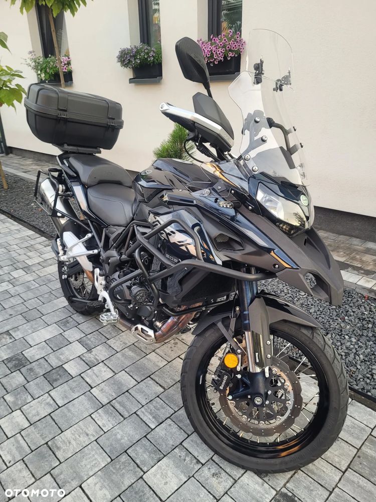 Benelli TRK 502X - 16