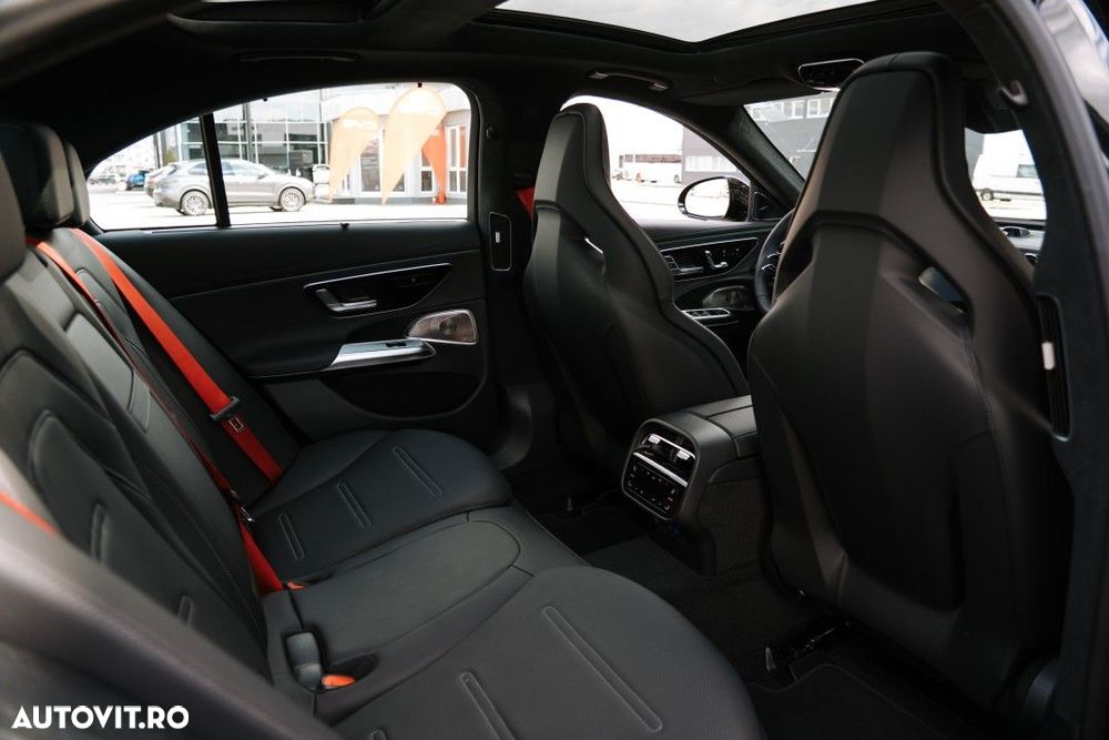 Mercedes-Benz E 53 AMG 4Matic Aut. - 27