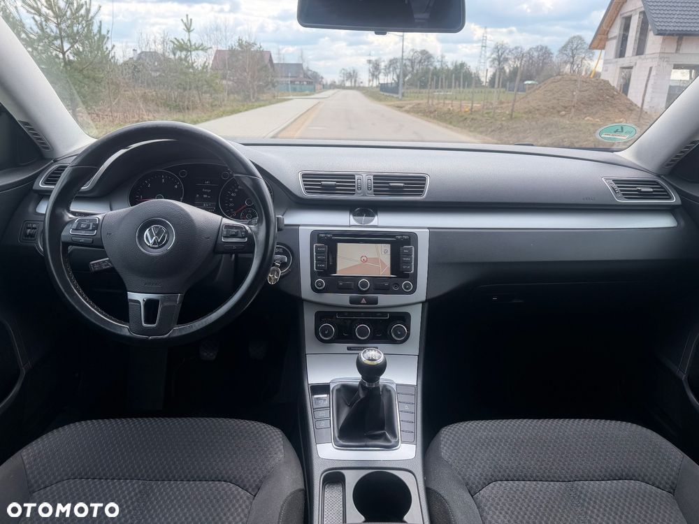 Volkswagen Passat 1.6 TDI BlueMotion Technology Trendline - 6