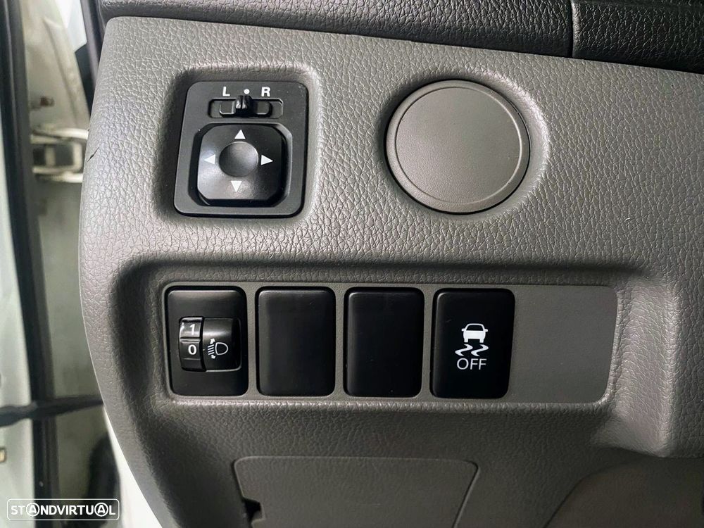 Mitsubishi L200 2.3 DI-D CD Invite 4WD - 17