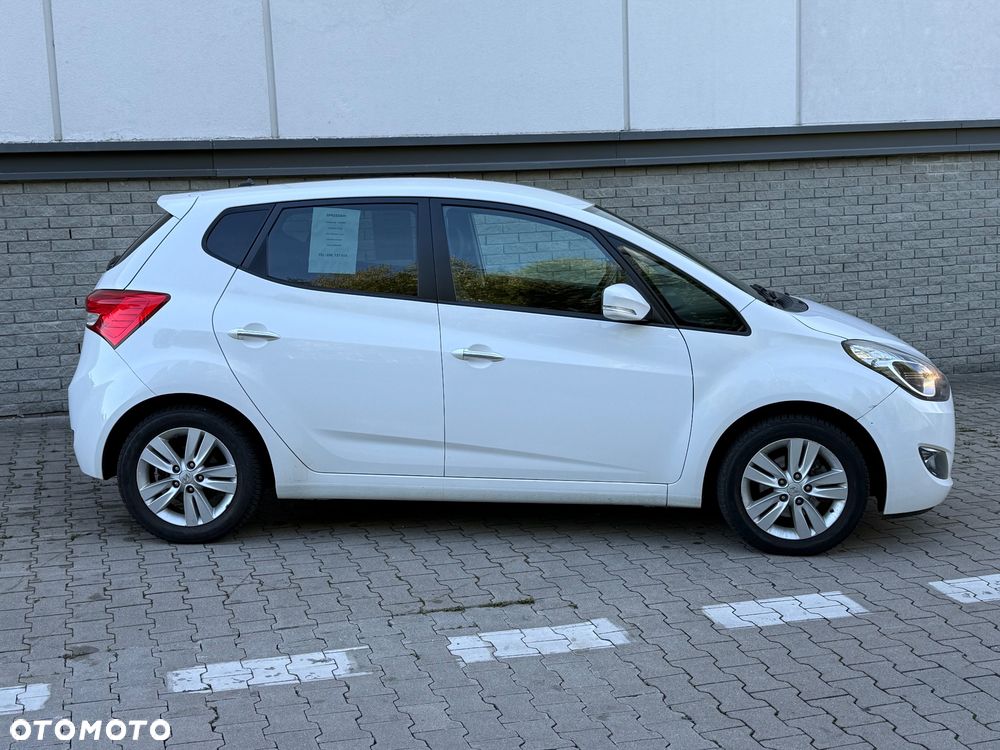 Hyundai ix20 - 10