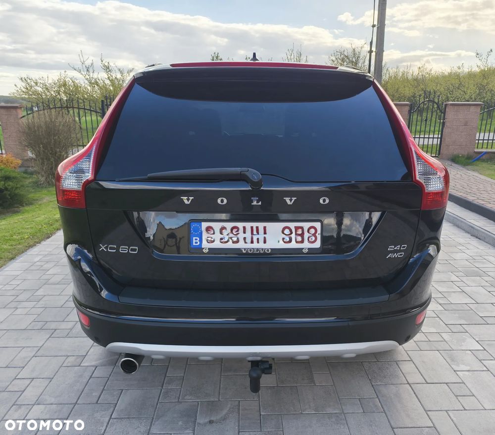 Volvo XC 60 2.4D AWD Summum - 9
