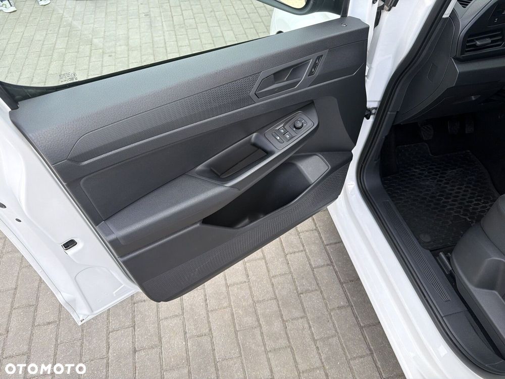 Volkswagen Caddy - 11