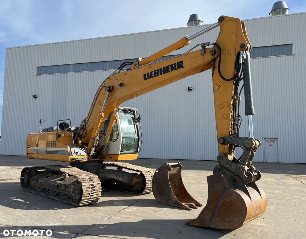 Liebherr Koparka gąsienicowa LIEBHERR R916 LC