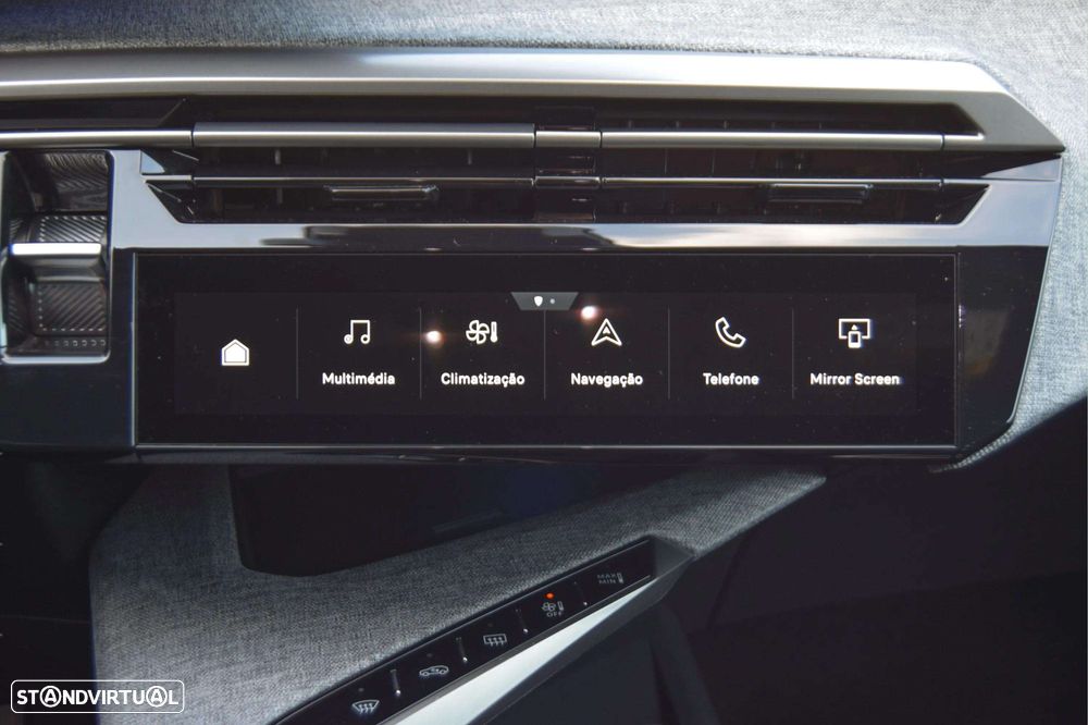 Peugeot 5008 1.2 Hybrid Allure Pack e-DCS6 - 24